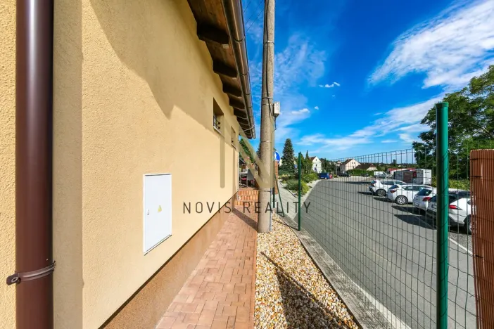 Prodej obchodního prostoru, Nezvěstice, 103 m2