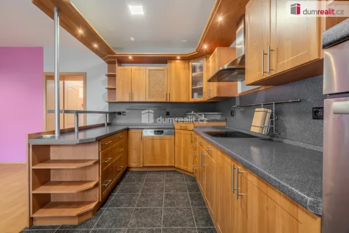Prodej rodinného domu, Roudnice nad Labem - Podlusky, Chvalínská, 300 m2