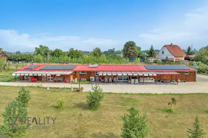 Prodej vícegeneračního domu, Pečky, 280 m2