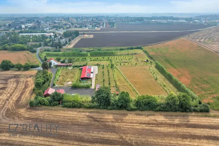 Prodej vícegeneračního domu, Pečky, 280 m2