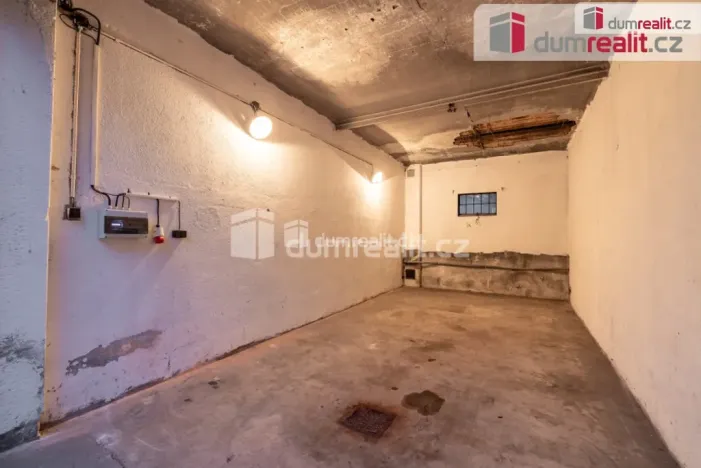 Pronájem garáže, Slaný, Netovická, 24 m2