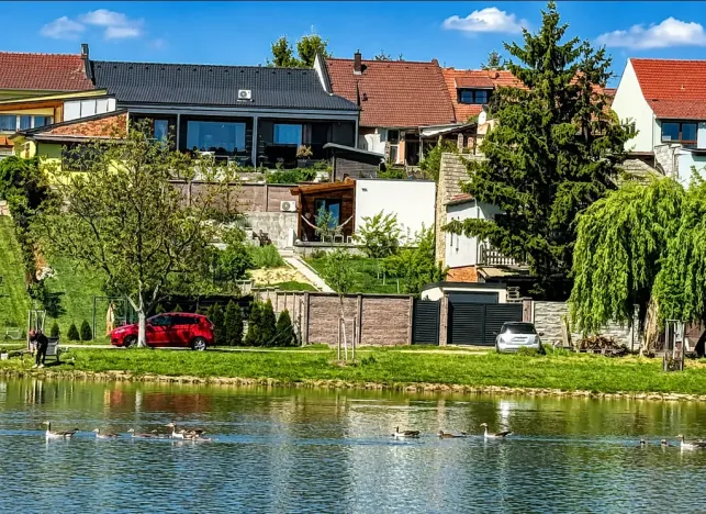 Prodej rodinného domu, Kostice, 333 m2