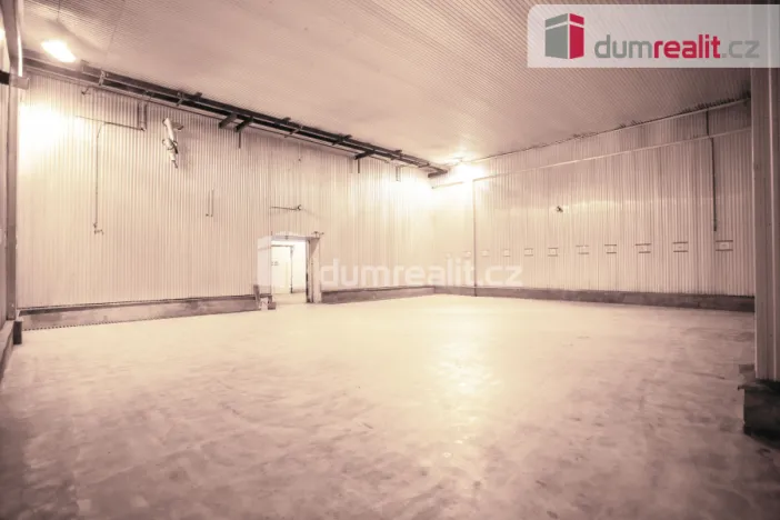 Pronájem skladu, Lhenice, Netolická, 250 m2