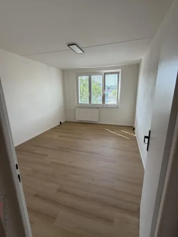 Prodej bytu 4+kk, Kadaň, Chomutovská, 78 m2