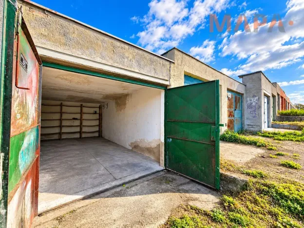 Prodej garáže, Jirkov - Březenec, 21 m2