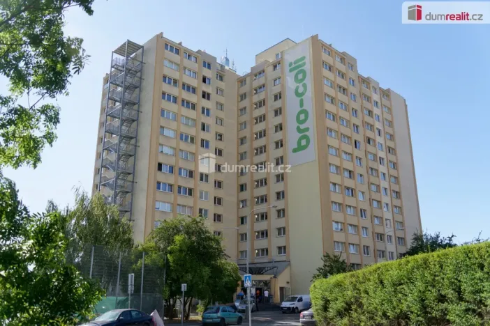 Pronájem bytu 1+kk, Praha - Střížkov, Děčínská, 32 m2