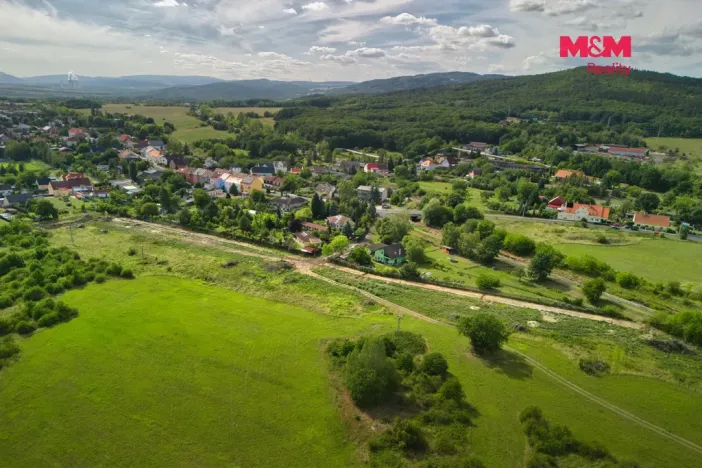 Prodej pozemku pro bydlení, Černovice, 1005 m2