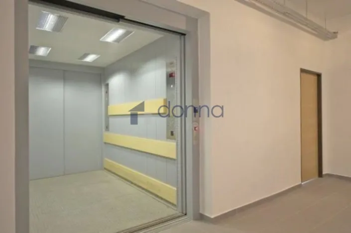 Pronájem skladu, Praha, Ve žlíbku, 77 m2