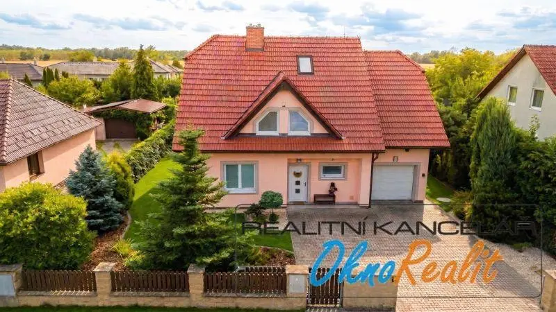 Prodej rodinného domu, Grymov, 244 m2