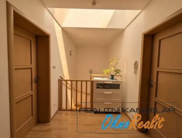 Prodej rodinného domu, Grymov, 244 m2