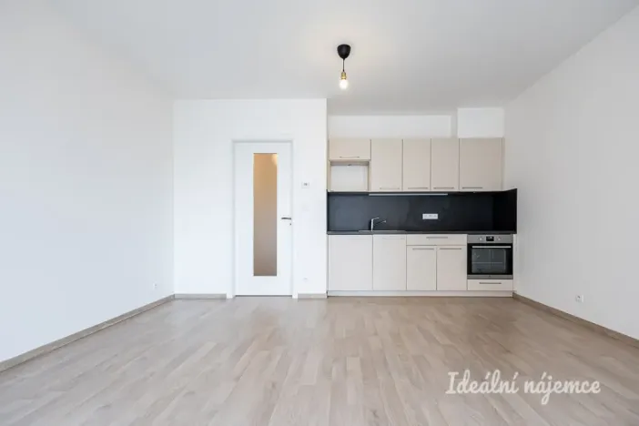 Pronájem bytu 1+kk, Praha - Libuš, Na domovině, 35 m2