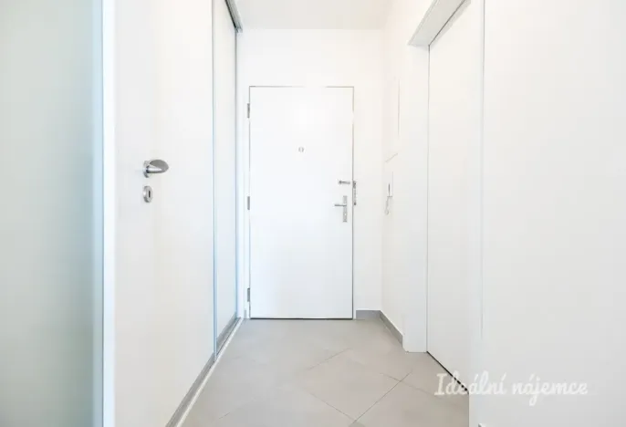 Pronájem bytu 1+kk, Praha - Libuš, Na domovině, 35 m2