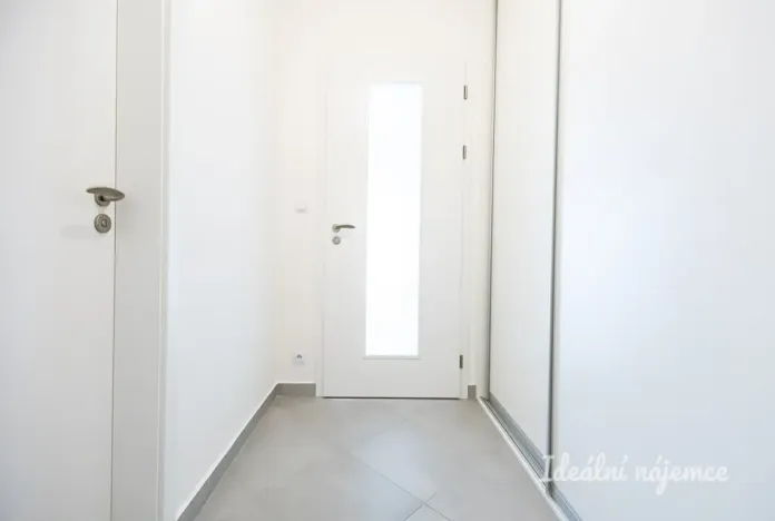 Pronájem bytu 1+kk, Praha - Libuš, Na domovině, 35 m2