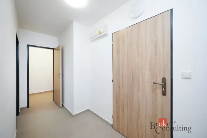 Pronájem bytu 2+kk, Mlékojedy, 52 m2
