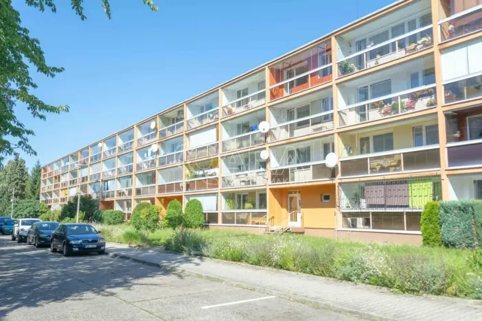 Pronájem bytu 2+kk, Neratovice, Za Jednotou, 40 m2