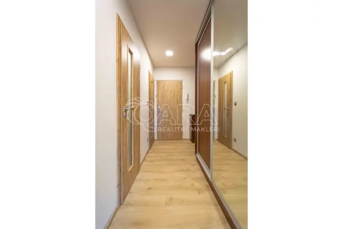Pronájem bytu 2+kk, Neratovice, Za Jednotou, 40 m2
