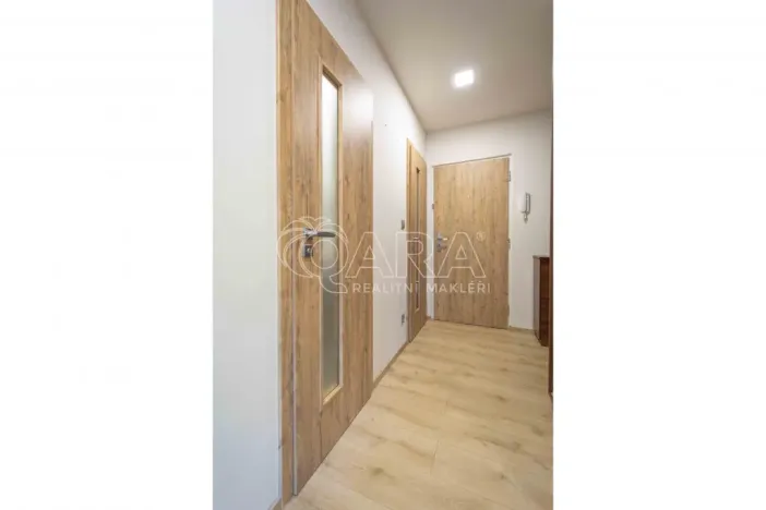 Pronájem bytu 2+kk, Neratovice, Za Jednotou, 40 m2