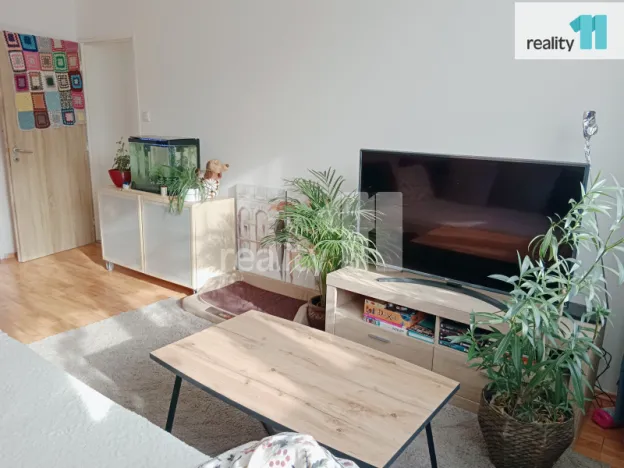 Pronájem bytu 2+kk, Praha - Kamýk, Cuřínova, 43 m2