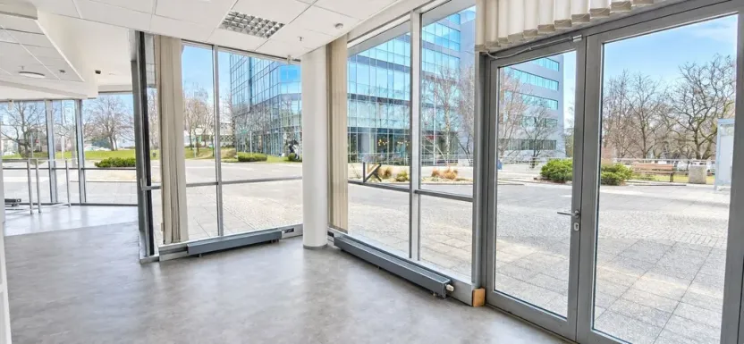 Pronájem obchodního prostoru, Praha - Holešovice, Jankovcova, 239 m2