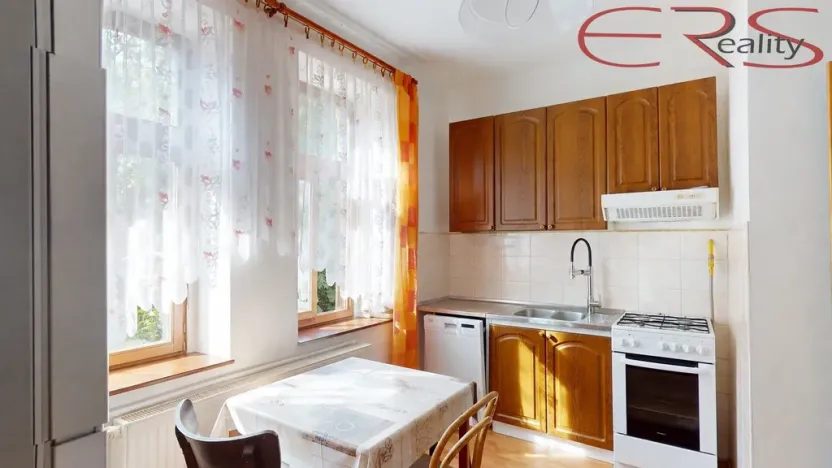 Pronájem bytu 1+1, Jablonec nad Nisou, U Jeslí, 39 m2