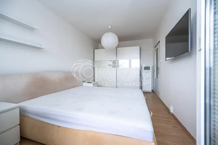 Pronájem bytu 3+kk, Praha - Kamýk, Papírníkova, 74 m2