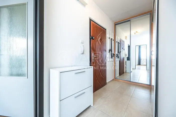 Pronájem bytu 3+kk, Praha - Kamýk, Papírníkova, 74 m2