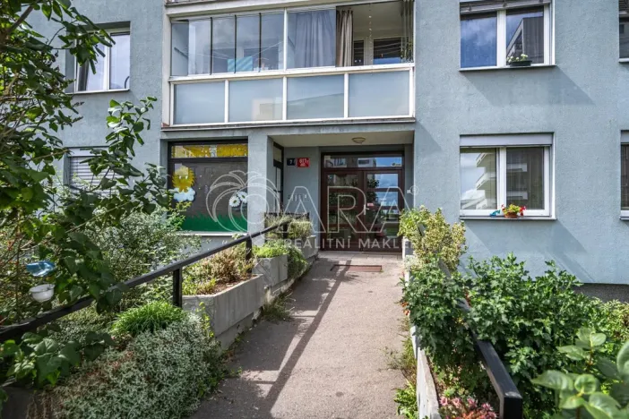 Pronájem bytu 3+kk, Praha - Kamýk, Papírníkova, 74 m2