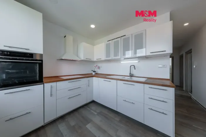 Prodej bytu 4+1, Sokolov, Jelínkova, 84 m2