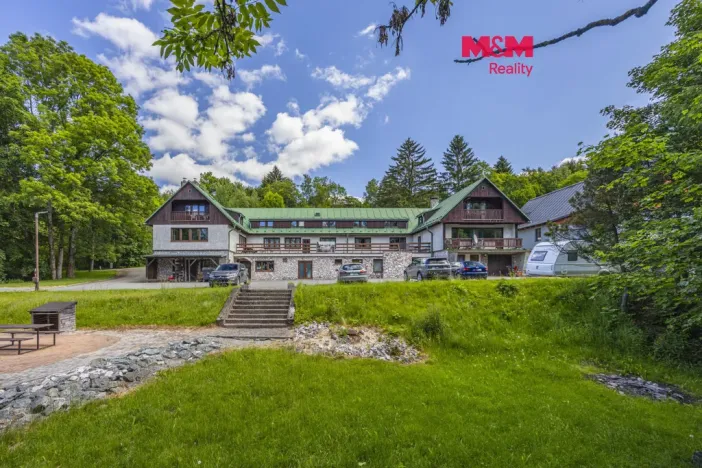 Prodej ubytování, Deštné v Orlických horách, 1200 m2