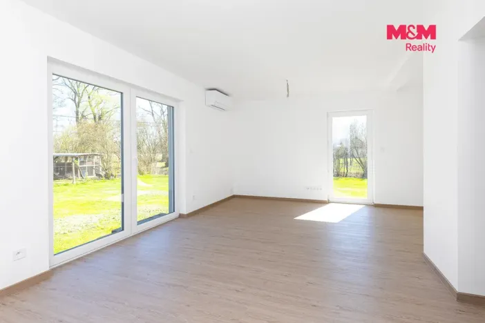 Prodej rodinného domu, Uhersko, 84 m2