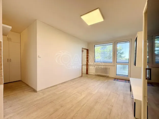 Pronájem bytu 2+kk, Praha - Suchdol, Stehlíkova, 48 m2