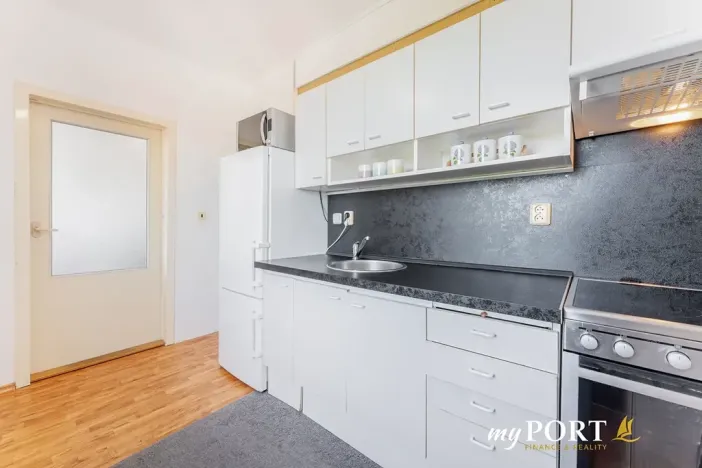 Prodej bytu 3+1, Hluboká nad Vltavou, Nerudova, 71 m2