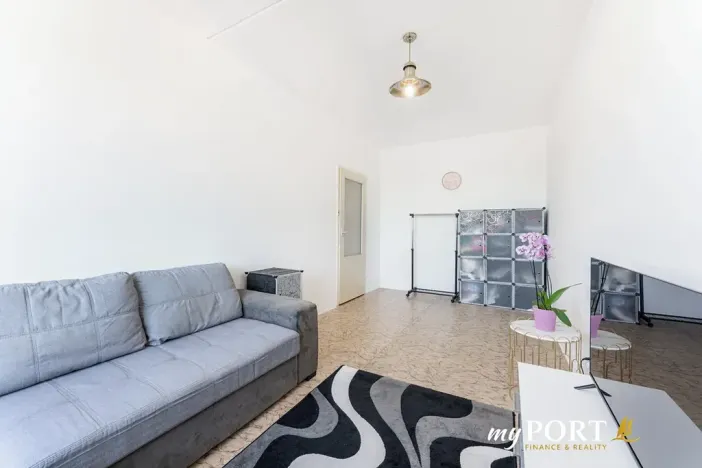 Prodej bytu 3+1, Hluboká nad Vltavou, Nerudova, 71 m2