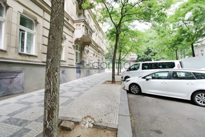 Pronájem obchodního prostoru, Praha, Polská, 83 m2
