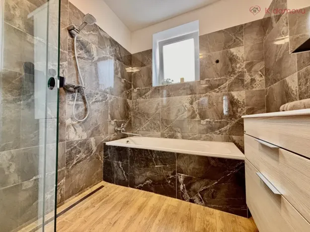 Prodej bytu 2+1, Prostějov, Husovo nám., 76 m2