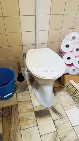 Pronájem obchodního prostoru, Česká Třebová, Hýblova, 68 m2