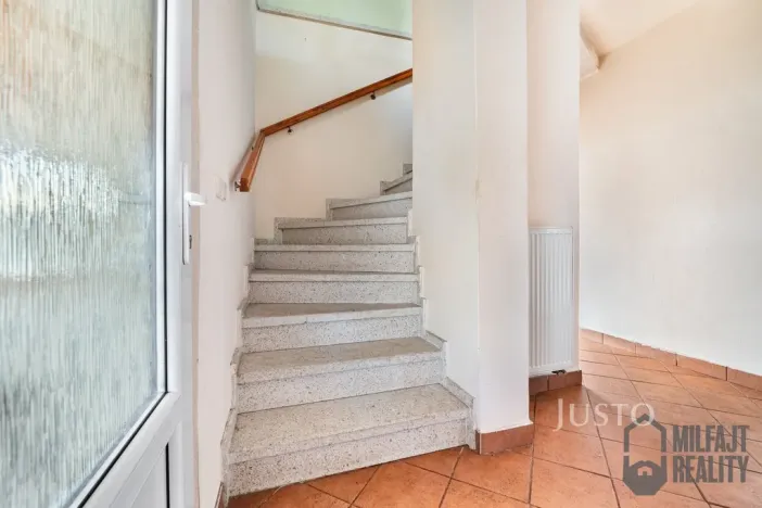 Prodej rodinného domu, Jindřichovice pod Smrkem, 190 m2