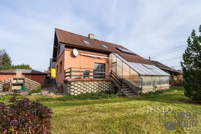 Prodej rodinného domu, Jindřichovice pod Smrkem, 190 m2