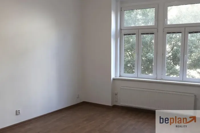 Pronájem bytu 2+1, Karlovy Vary, Moskevská, 66 m2