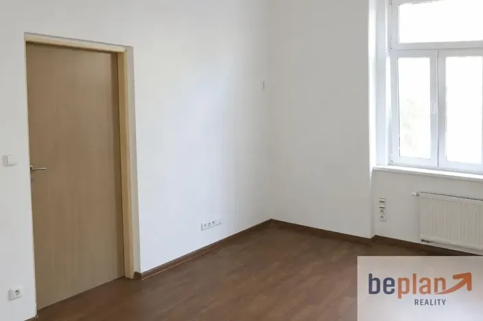 Pronájem bytu 2+1, Karlovy Vary, Moskevská, 66 m2