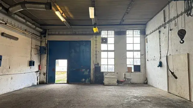 Pronájem výrobních prostor, Kroměříž, 110 m2