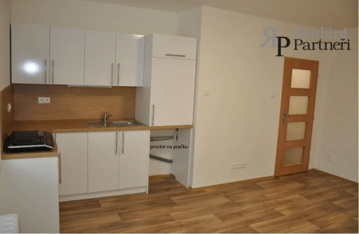 Pronájem bytu 1+kk, Ostrava, Alžírská, 26 m2