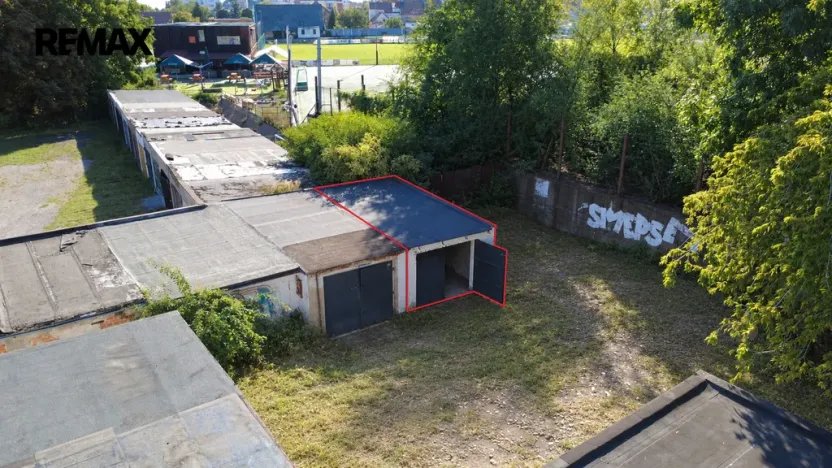 Prodej garáže, Praha, Železnobrodská, 19 m2