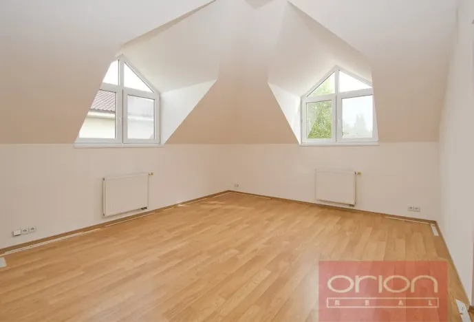 Prodej rodinného domu, Jesenice - Osnice, Karafiátová, 302 m2