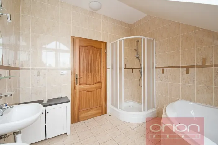 Prodej rodinného domu, Jesenice - Osnice, Karafiátová, 302 m2