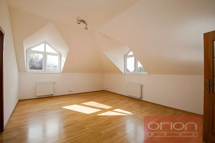 Prodej rodinného domu, Jesenice - Osnice, Karafiátová, 302 m2