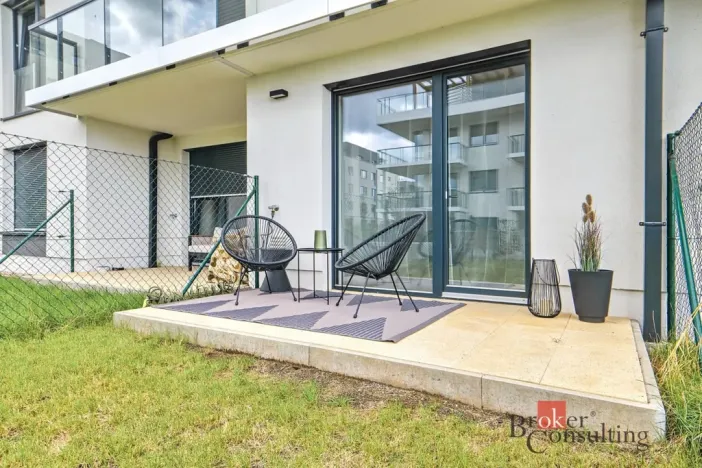 Pronájem bytu 1+kk, Praha - Dolní Chabry, Za Pískovnou, 37 m2