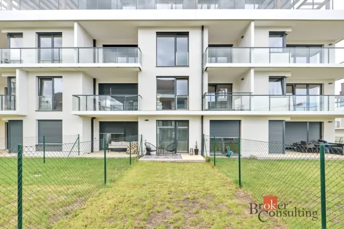 Pronájem bytu 1+kk, Praha - Dolní Chabry, Za Pískovnou, 37 m2