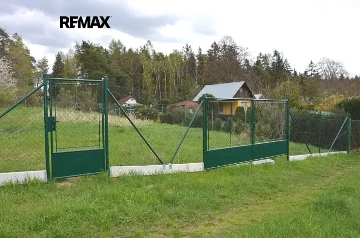 Pronájem zahrady, Pohoří, 941 m2