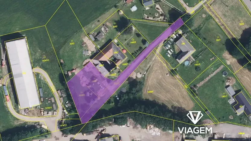 Prodej podílu pozemku pro bydlení, Ostrov, 225 m2